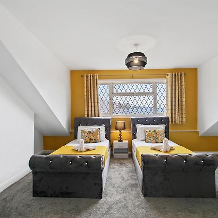 Home In Woodhouse, Leeds Leeds  Zewnętrze zdjęcie